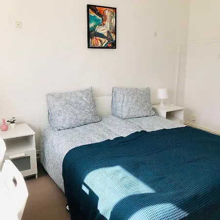Aday - Firenze - Bright Bed & Breakfast Aalborg